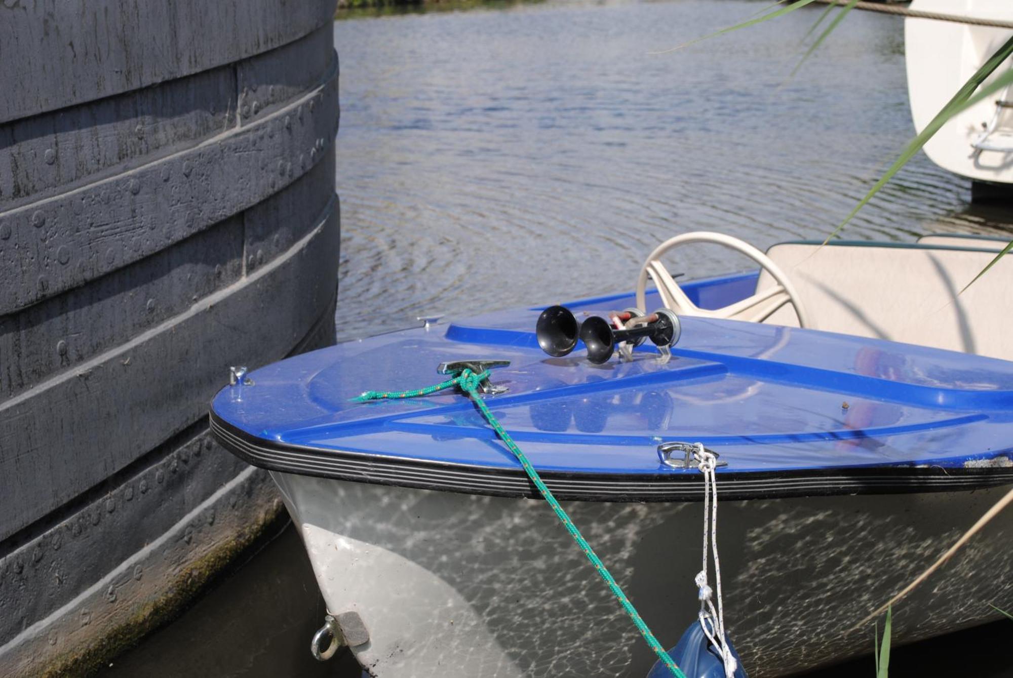 Botel Boat & Breakfast Bellevue Ghent