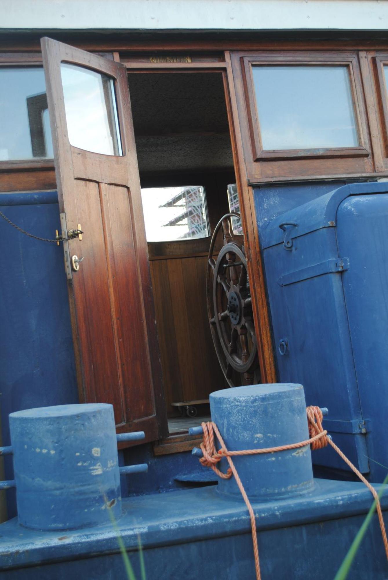 Boat & Breakfast Bellevue Botel *