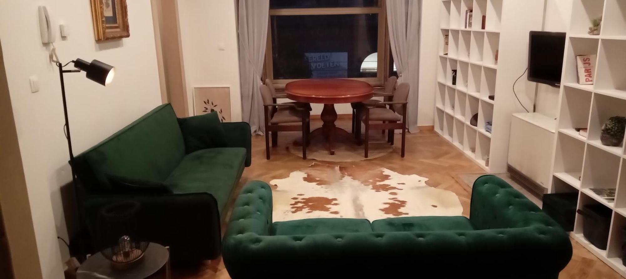 Art Deco - Two Bedroom Apartment Ghent