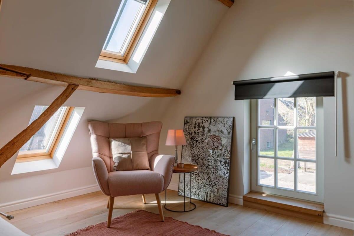 Huswell - Charming In The Green Neighbourhood Of