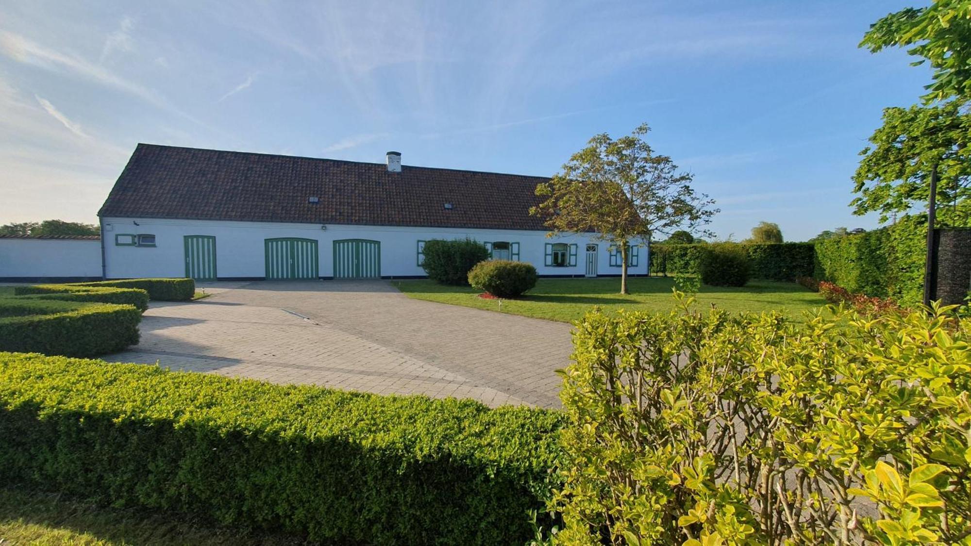 Villazzo Country house *