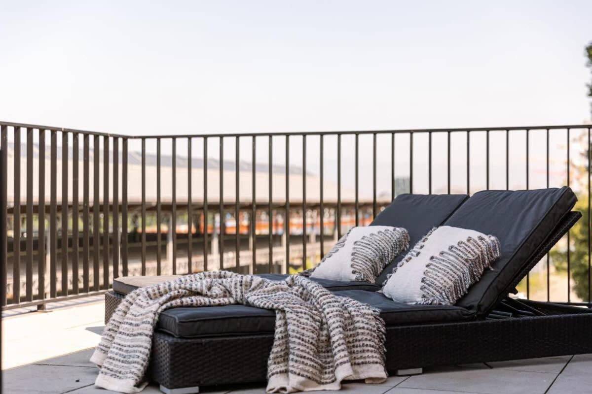 Huswell - Spacious With Beautiful Terrace In * Gent