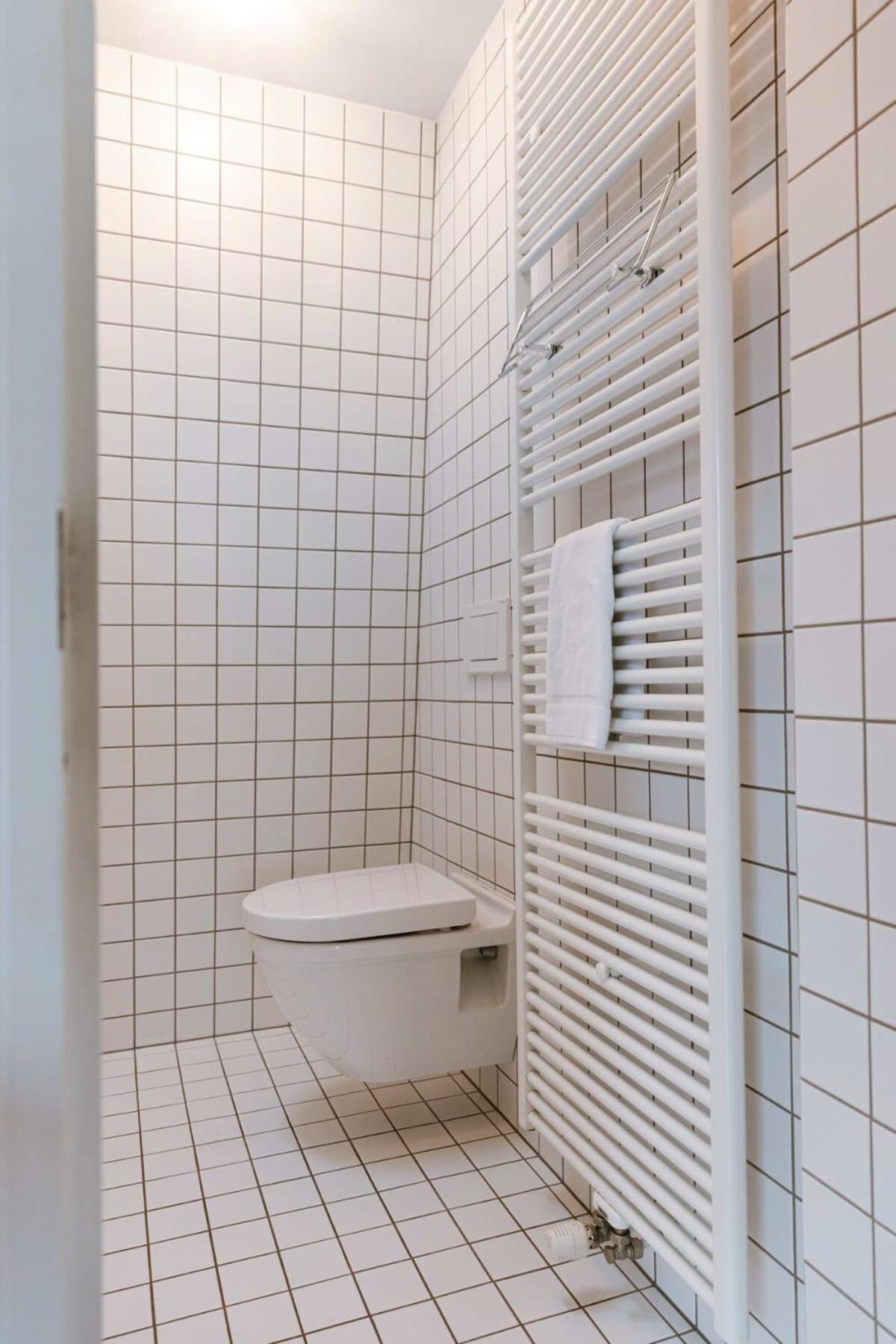 Huswell - 'the Crown' In Apartment Ghent