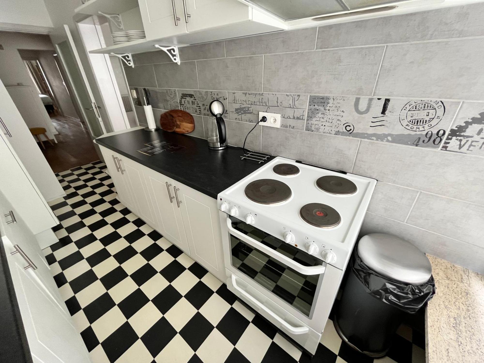 Appartement Spacious 2 Bedroom App In The Center With Balcony Gent