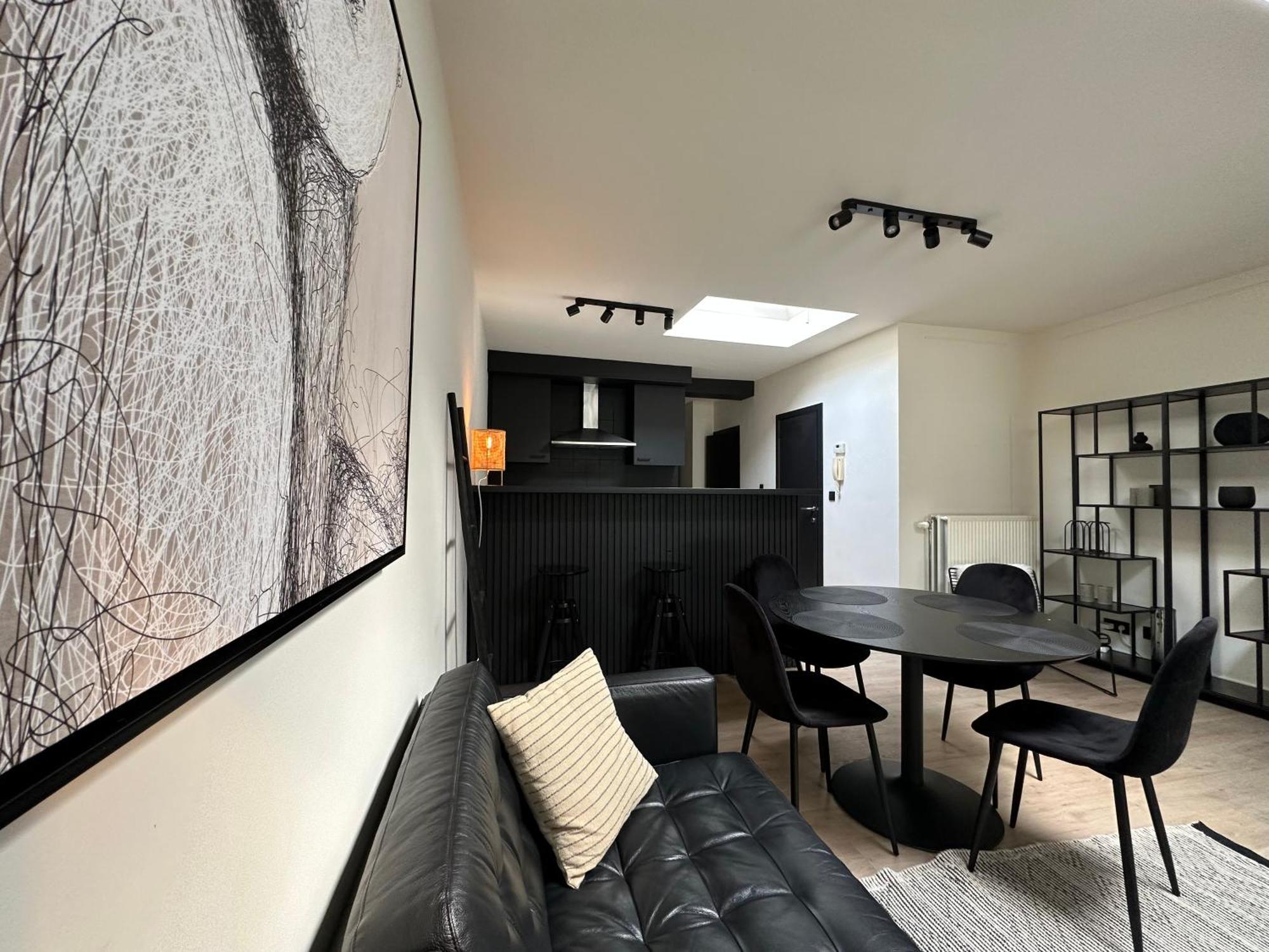 Apartment Unique Luxury With Cosy Garden!