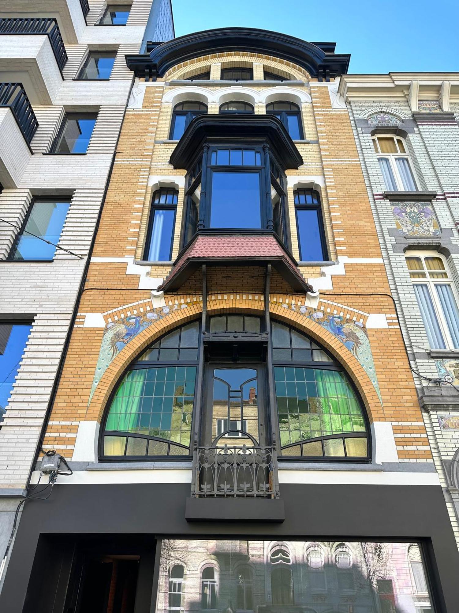 Apartment Luxury With Cosy Garden! *