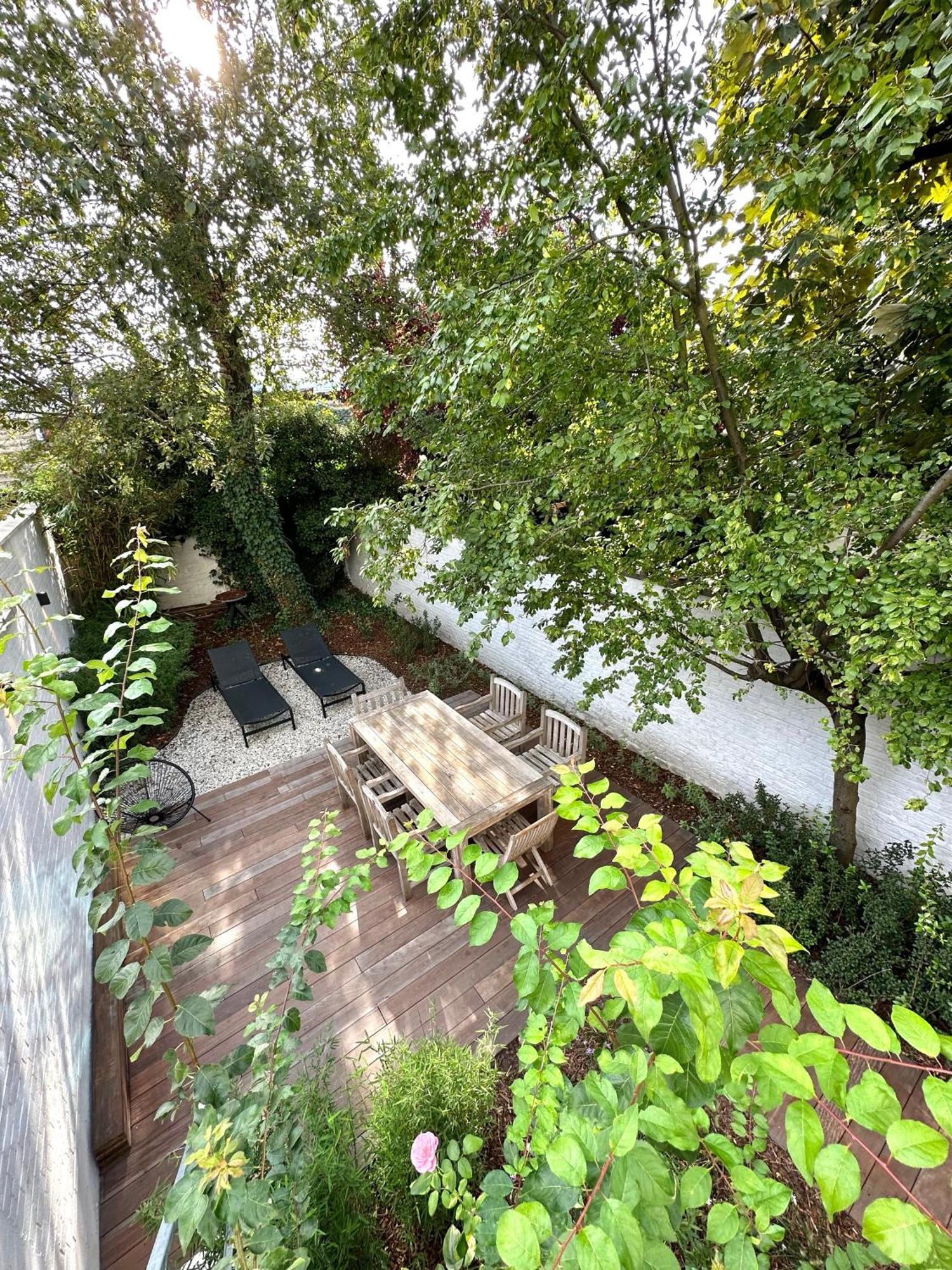 Luxury With Cosy Garden!