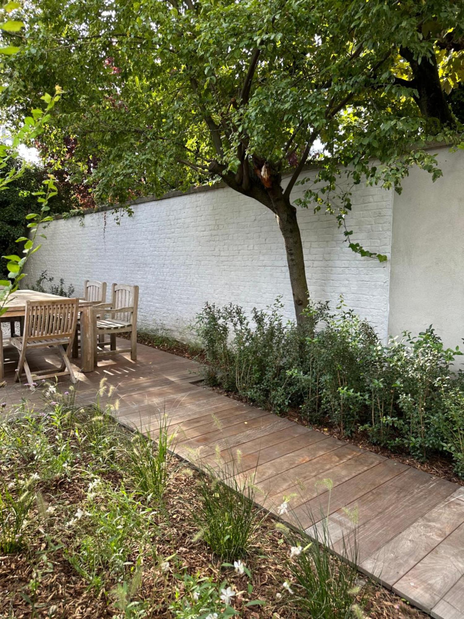 Apartment Luxury With Cosy Garden! *