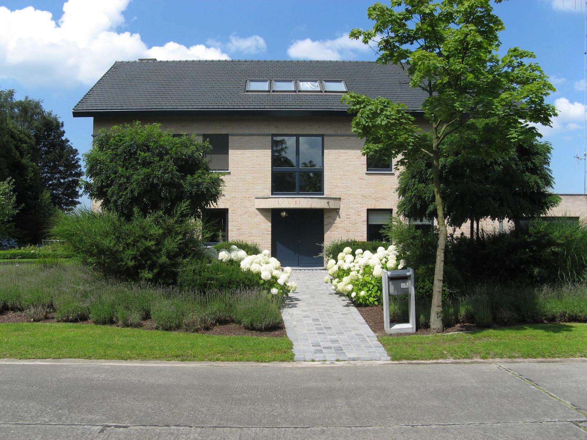 Au Grenier Bed & Breakfast 5*