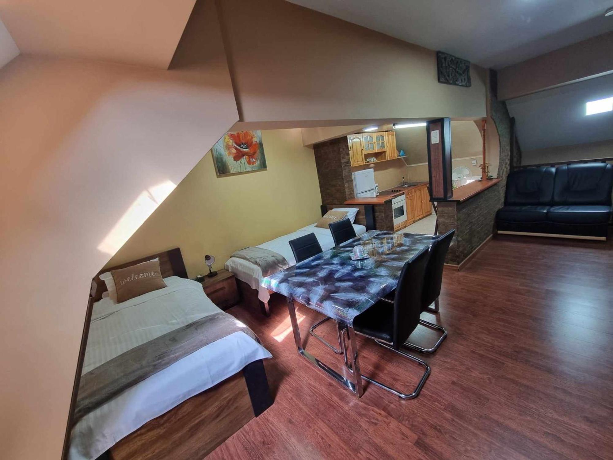 Guest house Djulia *