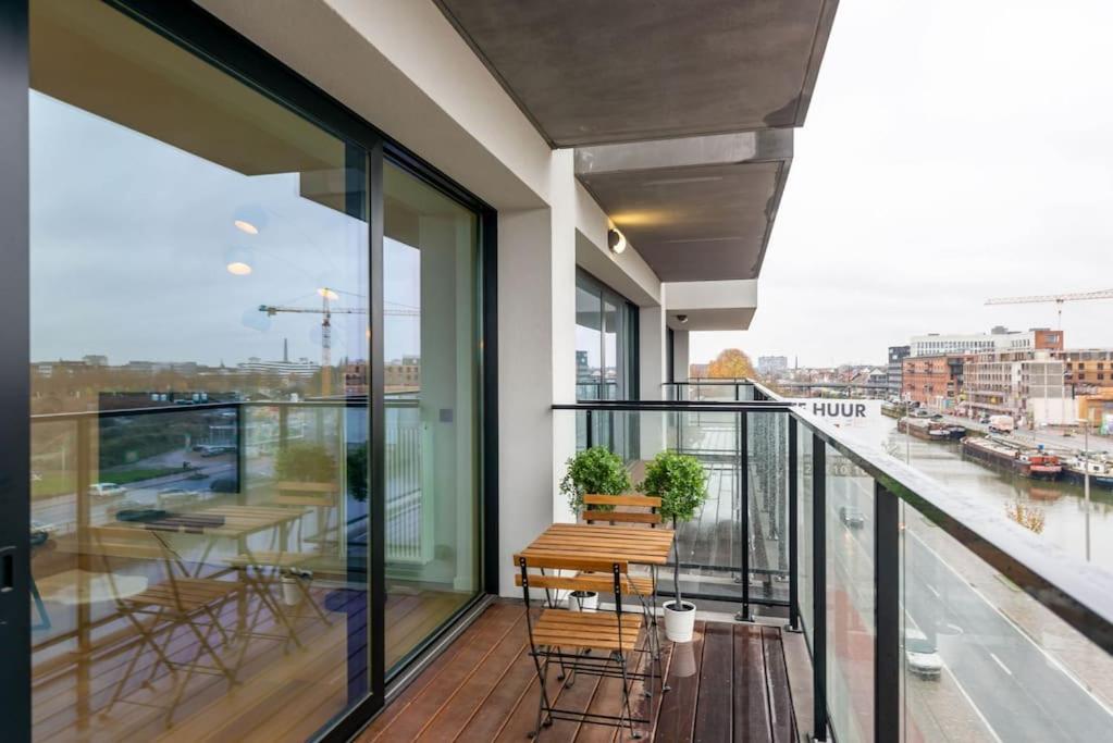 Casa Matti Modern With Canal View And Terrace Apartment