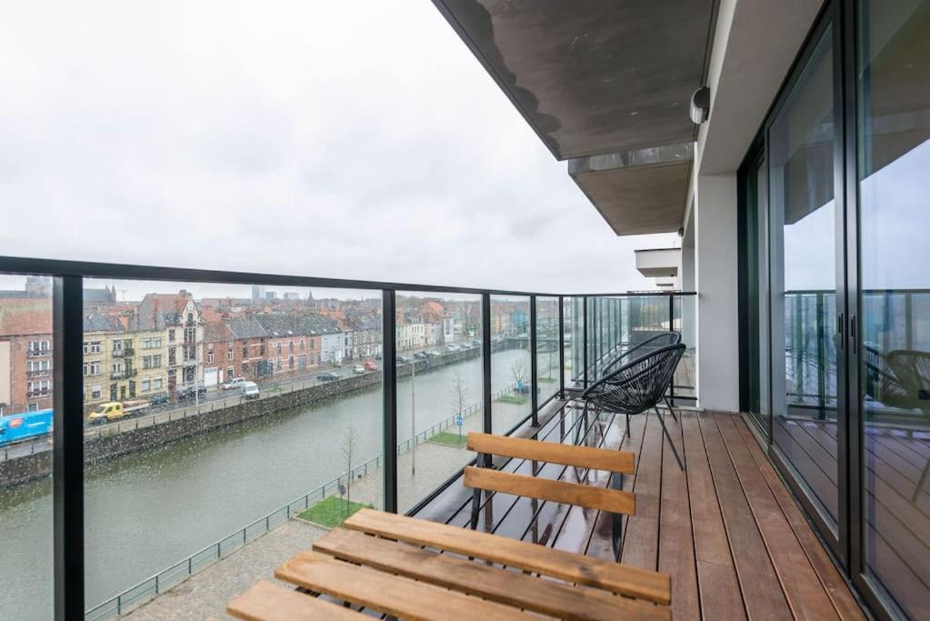 Apartment Casa Matti Modern With Canal View And Terrace Ghent