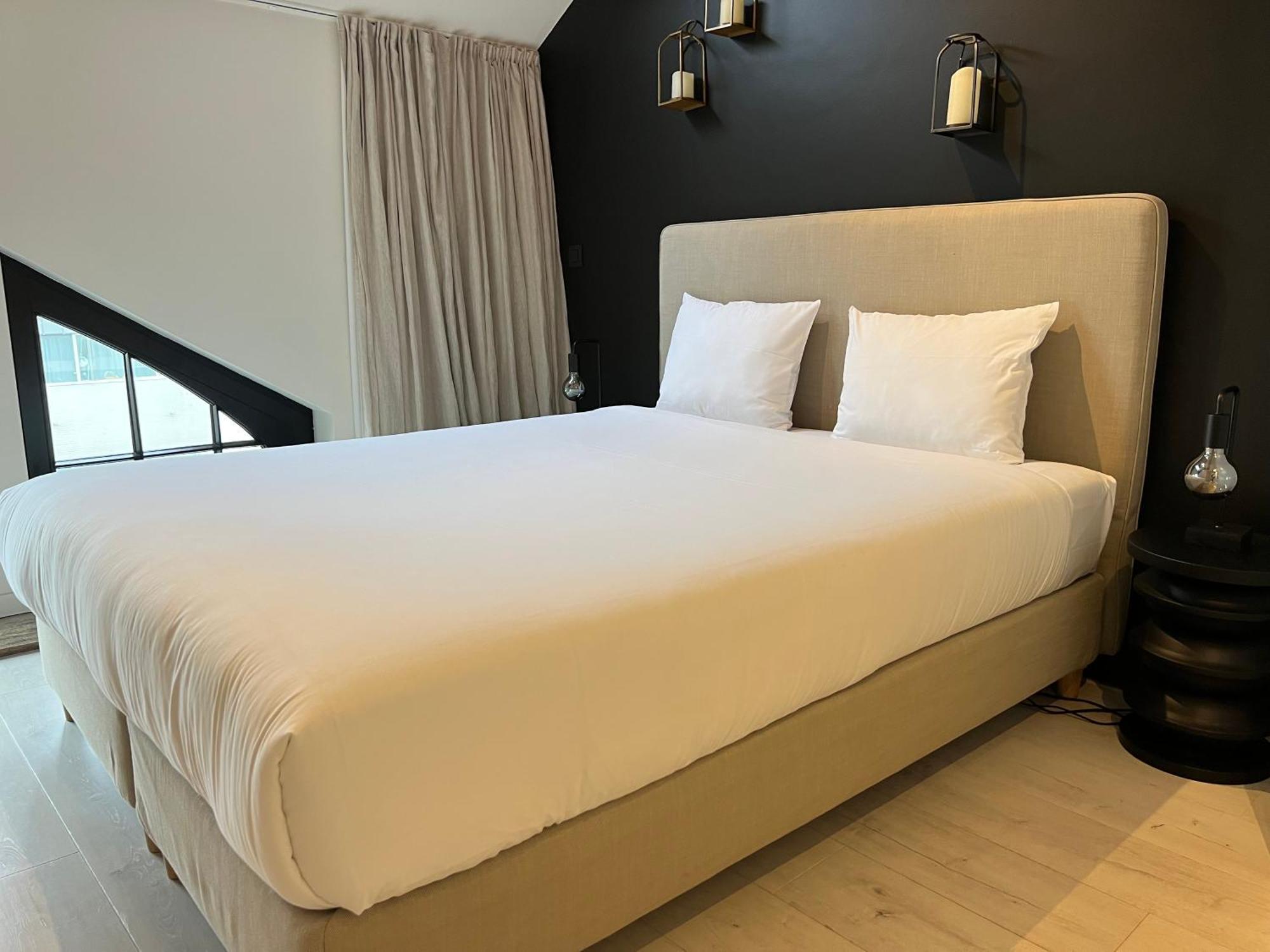 Penthouse With Airconditioning And Big Terrace, Close To Sint-pieters Station And Centre Apartamento