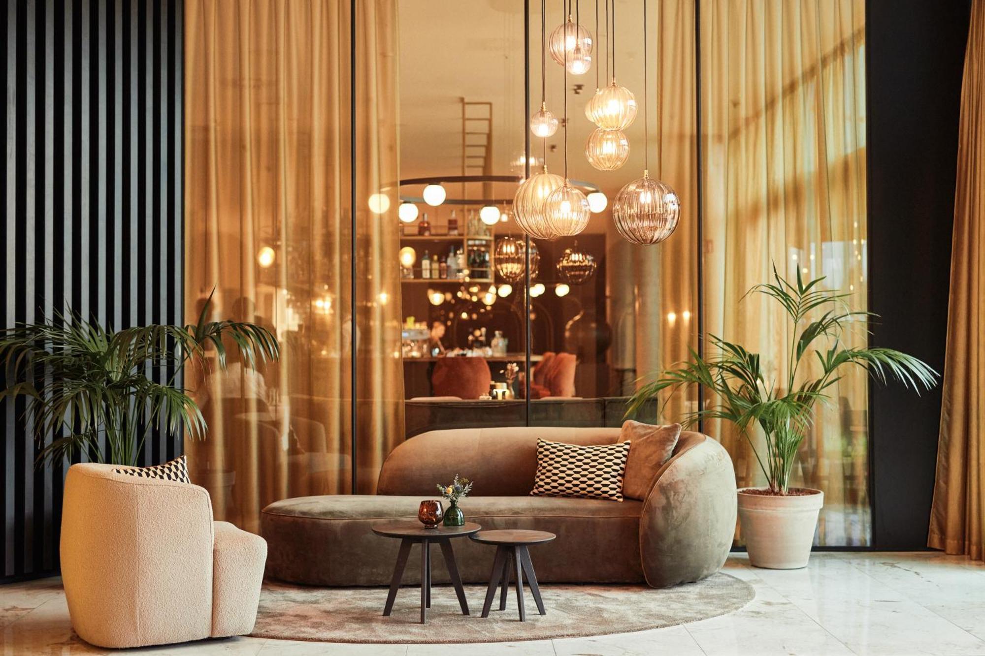 Der Valk Hotel 4*
