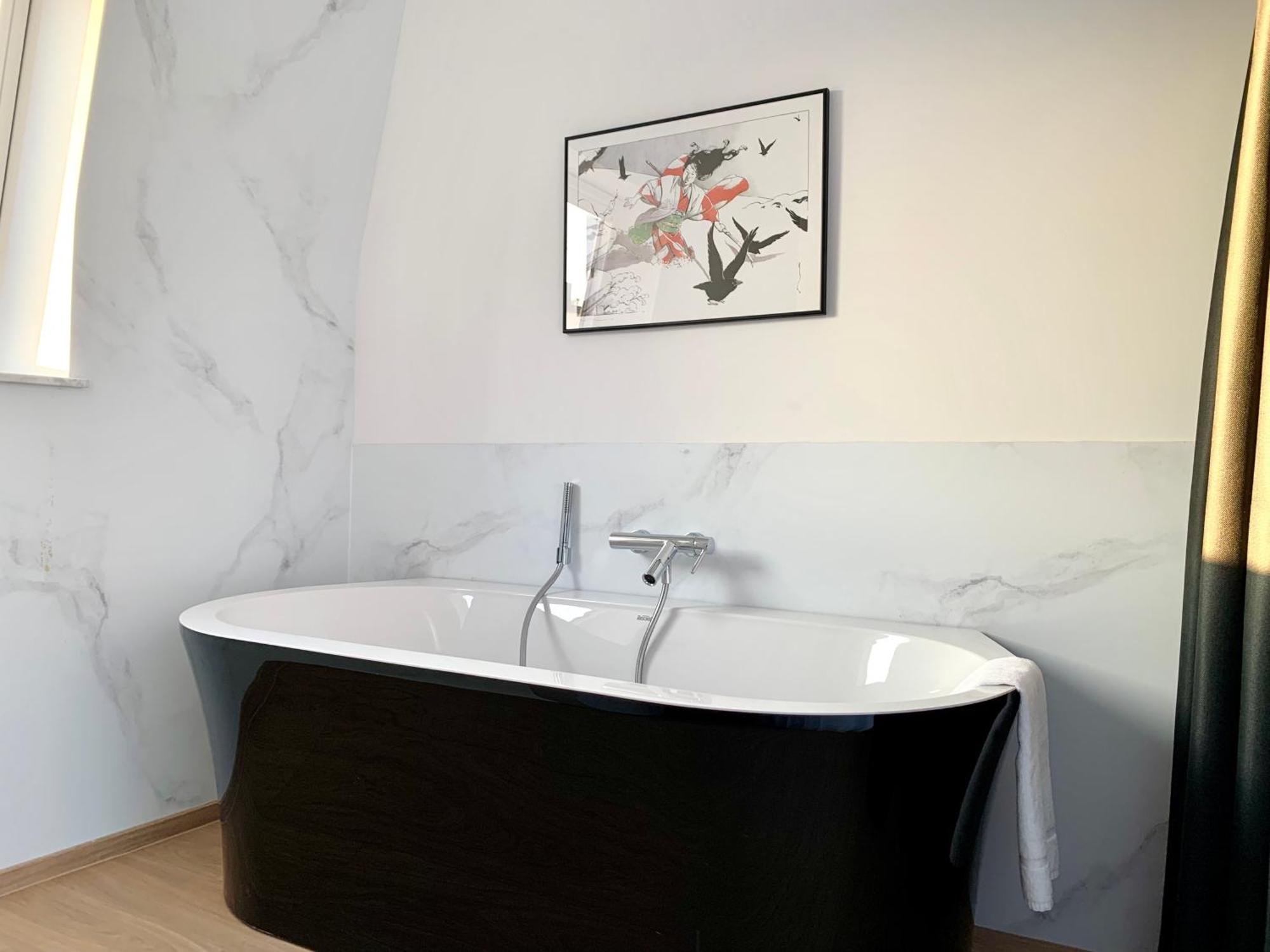 Comic Art Hotel 4*