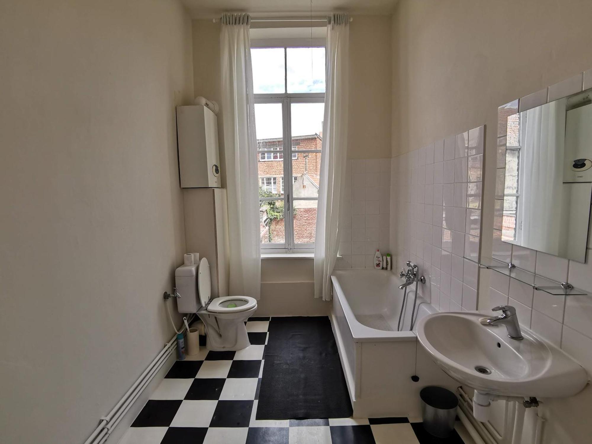 Spacious In City Centre