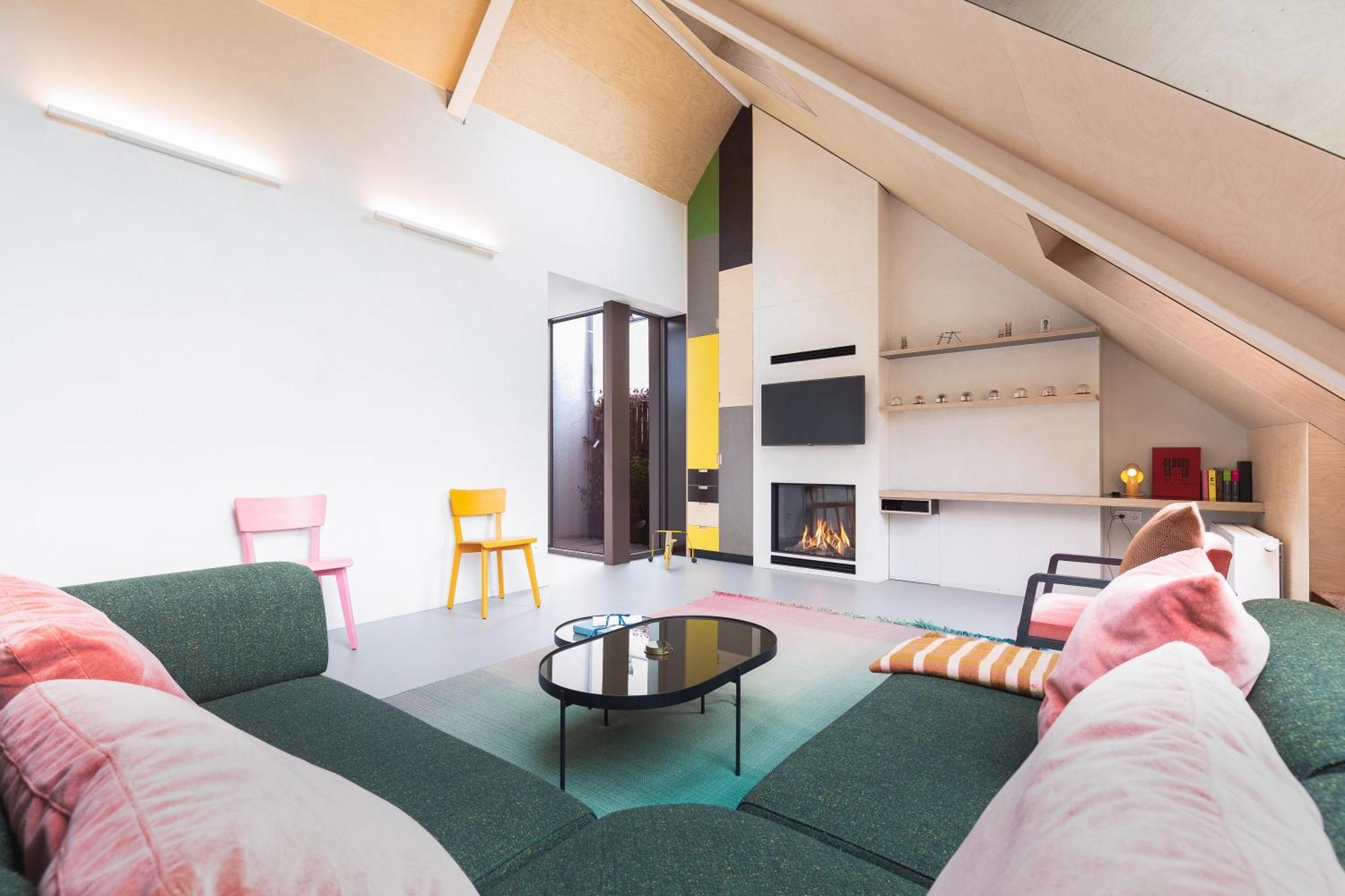 The Hide Aparthotel