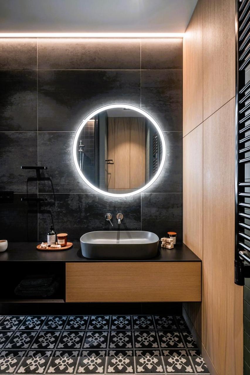 Beautiful With Designer Repair Apartment Ghent
