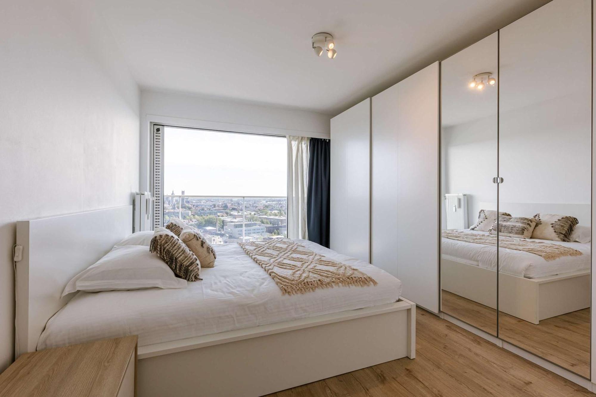 Huswell - Bright With View And Terrace *