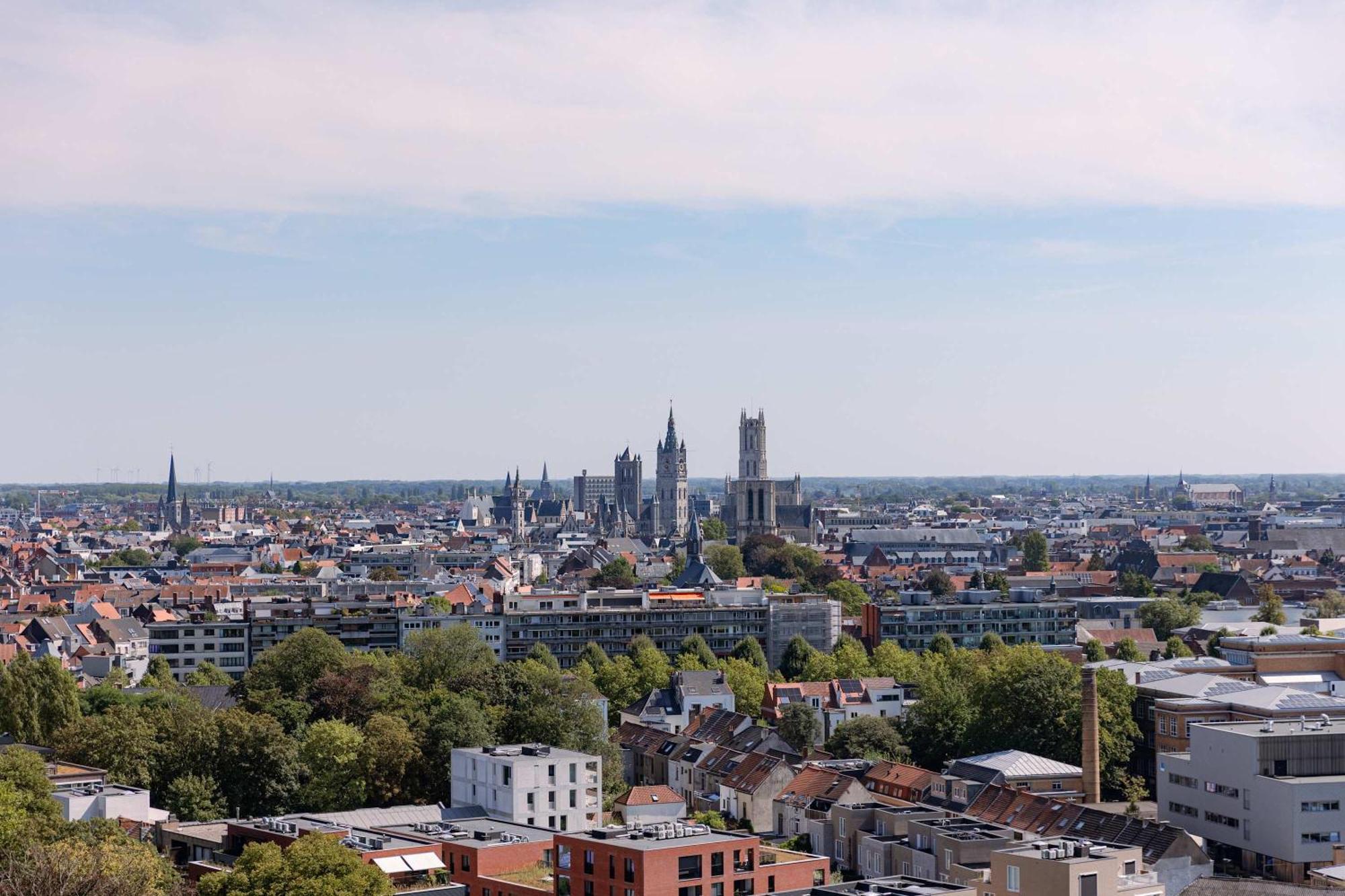 Huswell - Bright With View And Terrace *