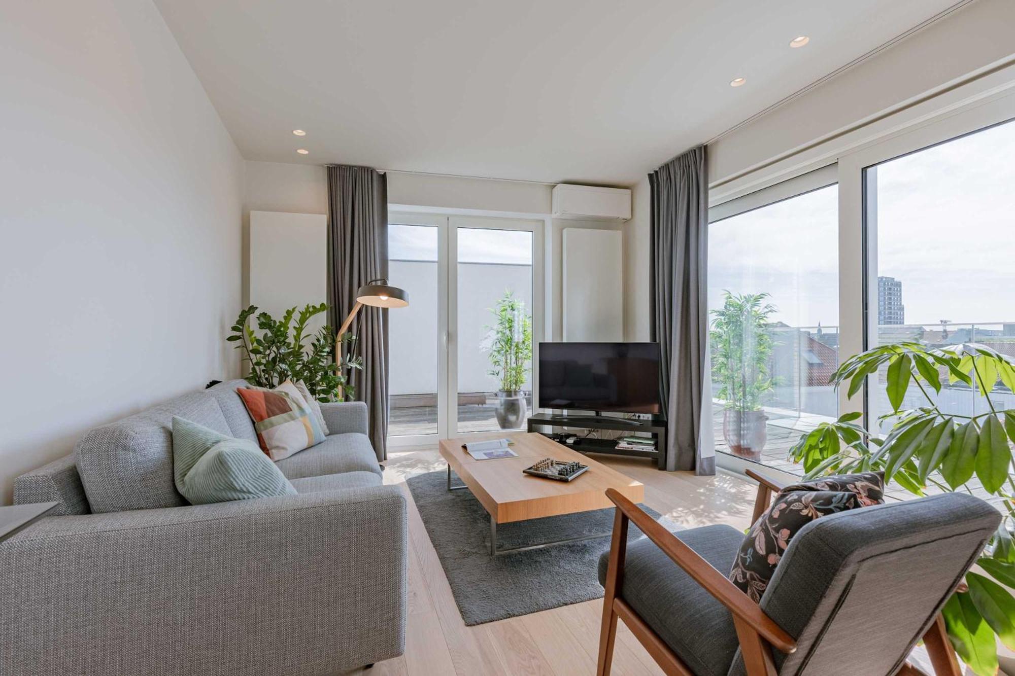 Appartement Huswell - Spacious In With Big Terrace