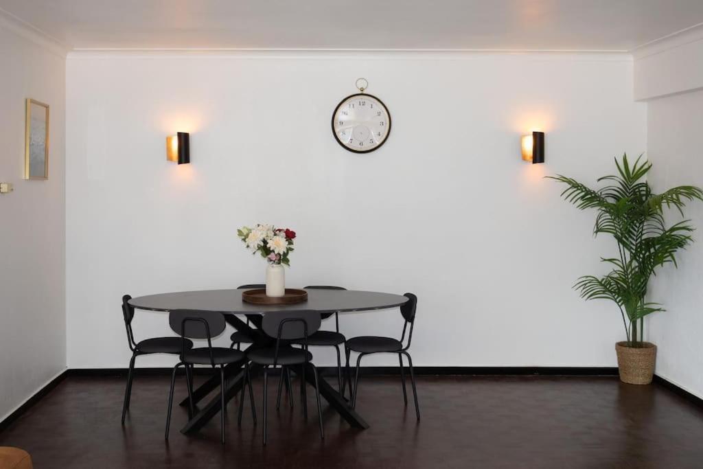 2br And 1lr Apt, Only 15mins To Gravensteen Castle Apartment