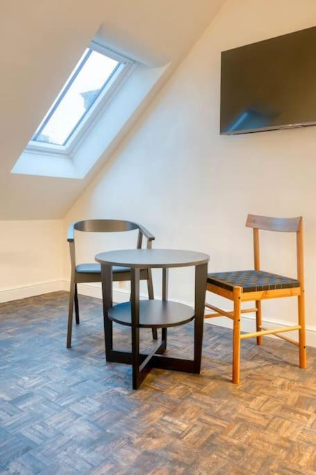 Apartment Charming Attic In