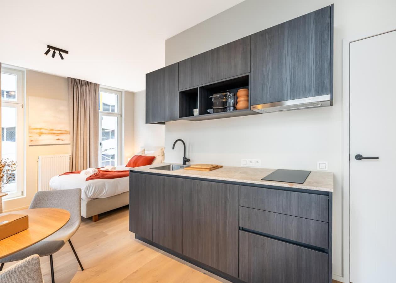 Huswell - Modern With Views Apartment *