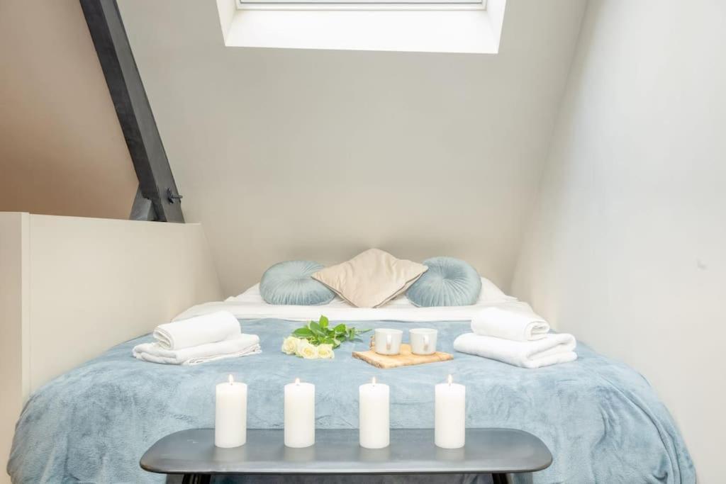 Charming Attic Retreat In Historic Center