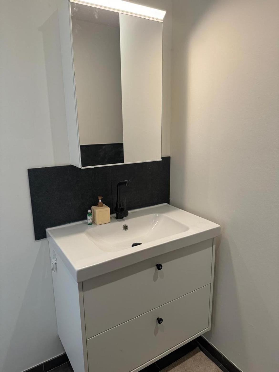 Apartment Hippolyte Metdepenningenstraat *