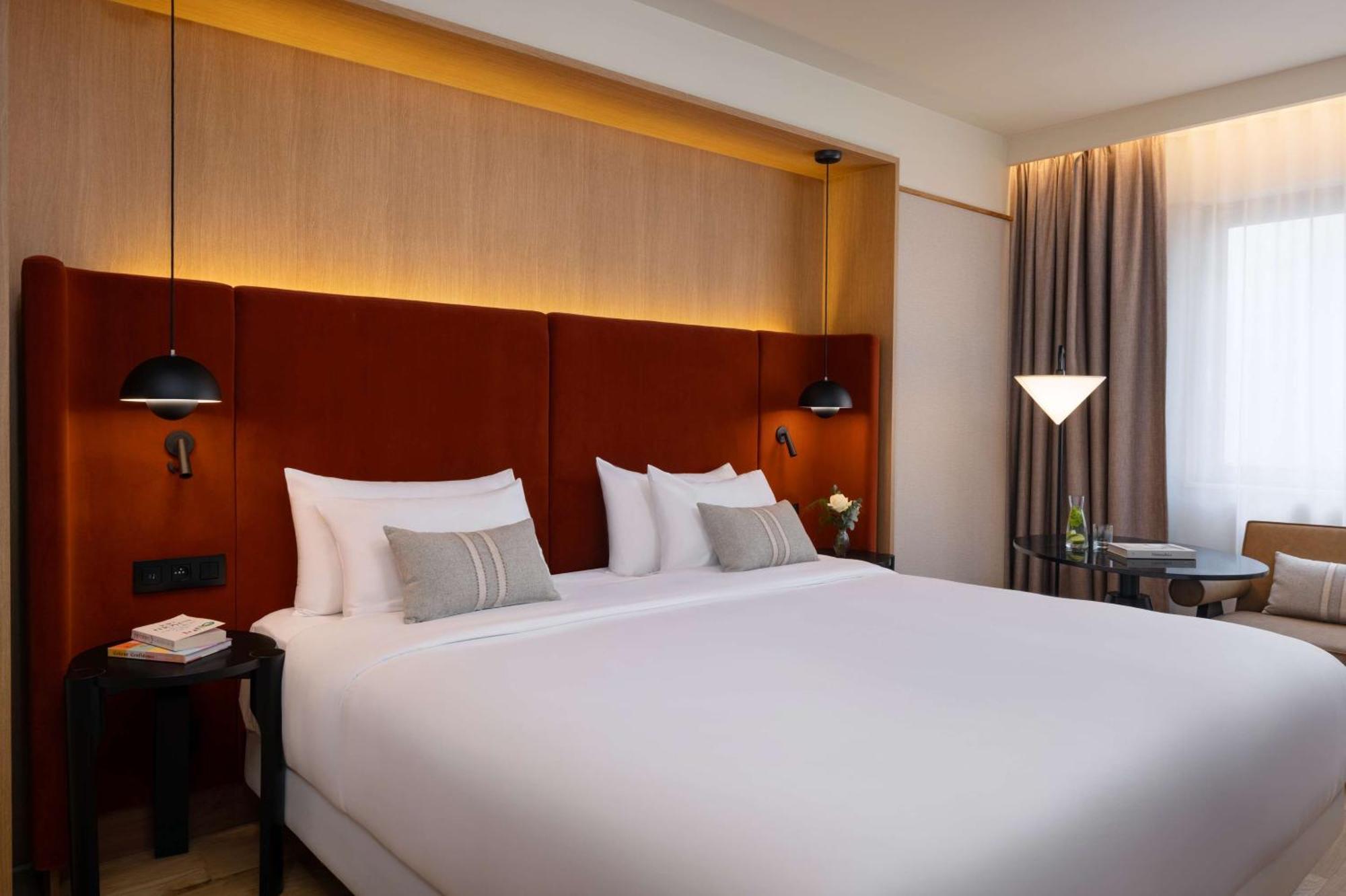 Nh Collection Hotel