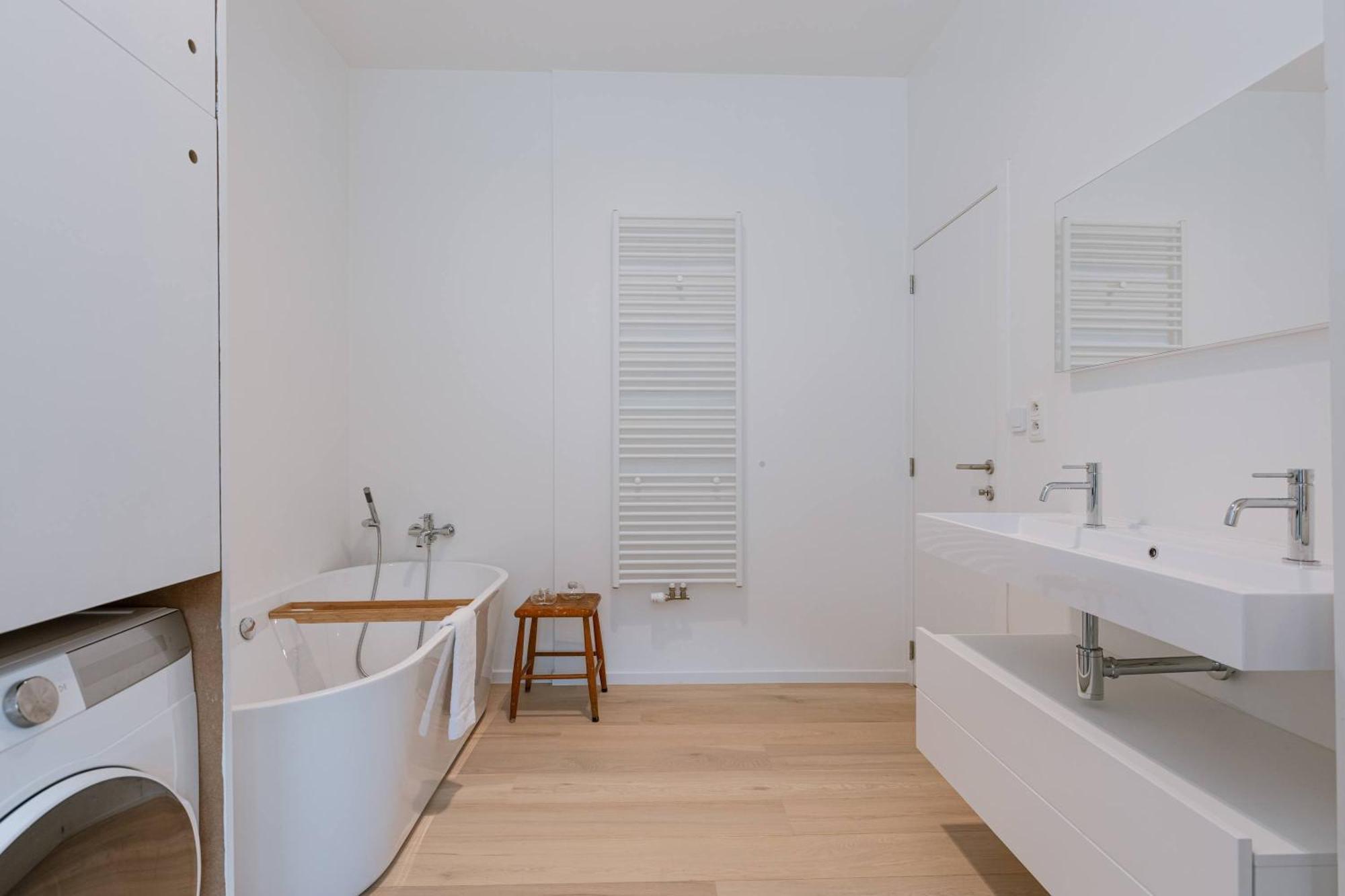 Huswell - Charming Townhouse In Perfect For 6 Guests Holiday home *