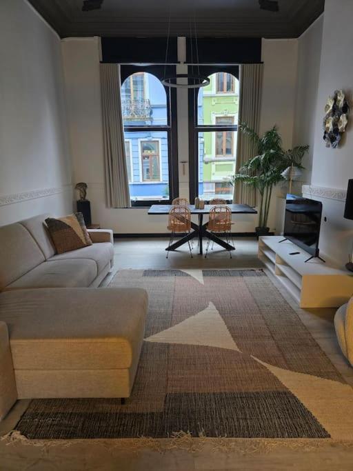 8z Dreamz 2 Apartment *