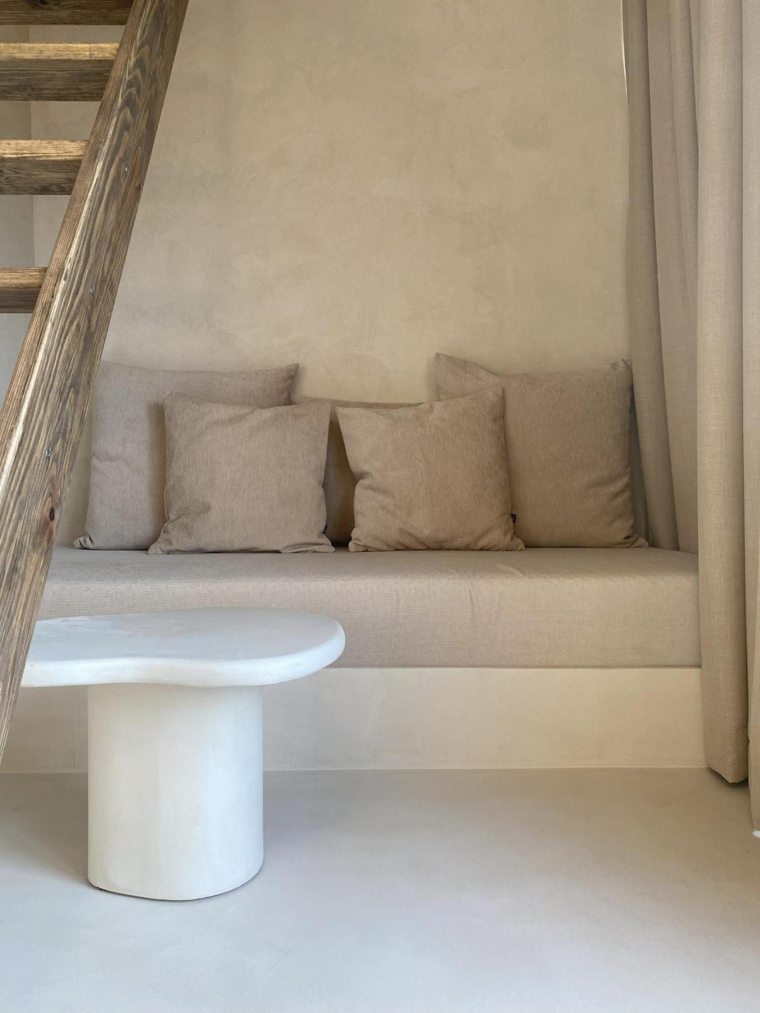 Edville Apartment