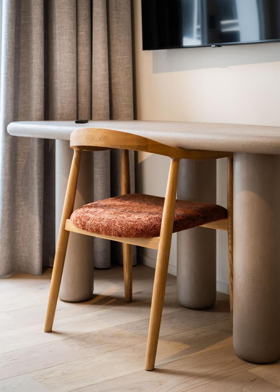 Huswell - Chic In Apartment Gent