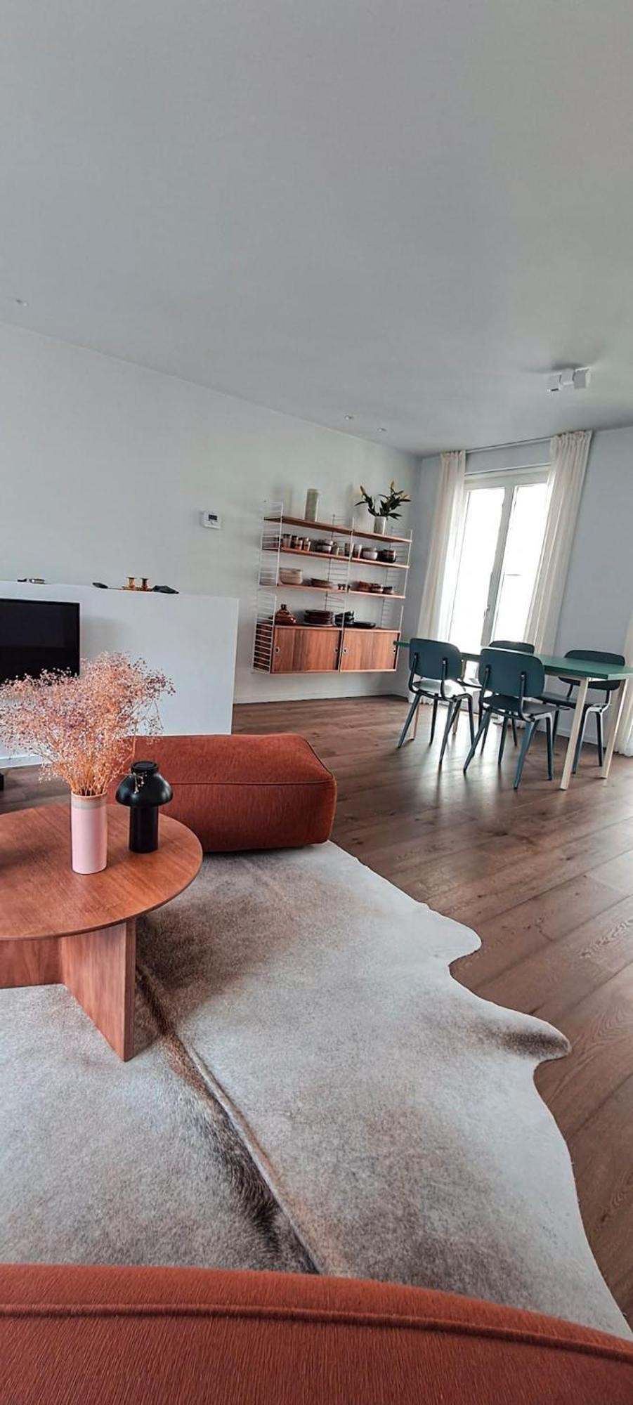 Apartment Living *