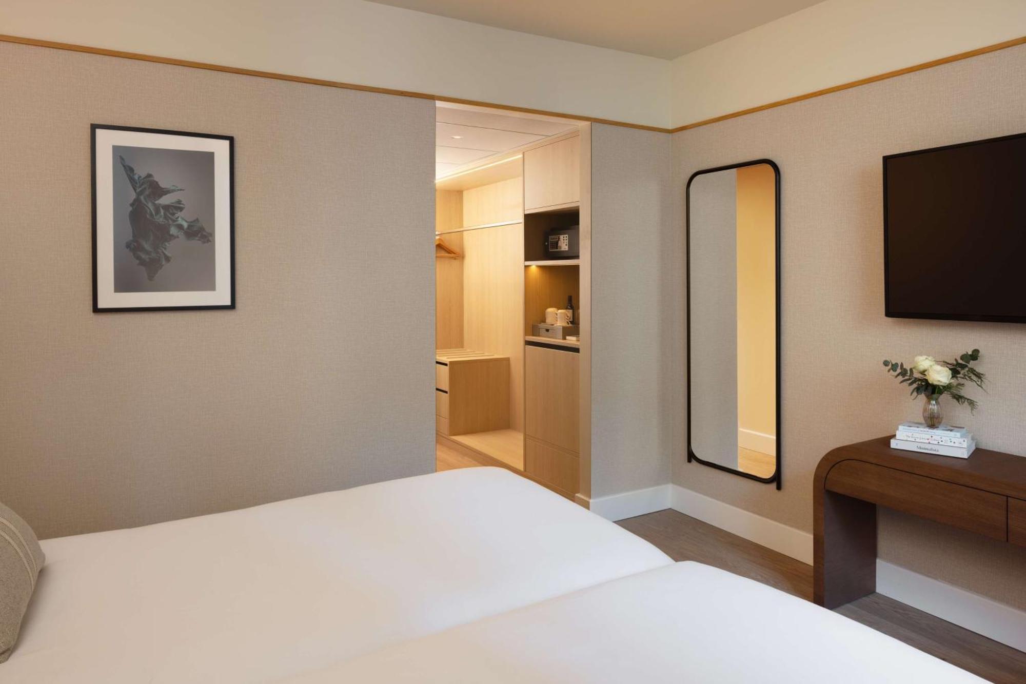 Nh Collection Hotel 4*