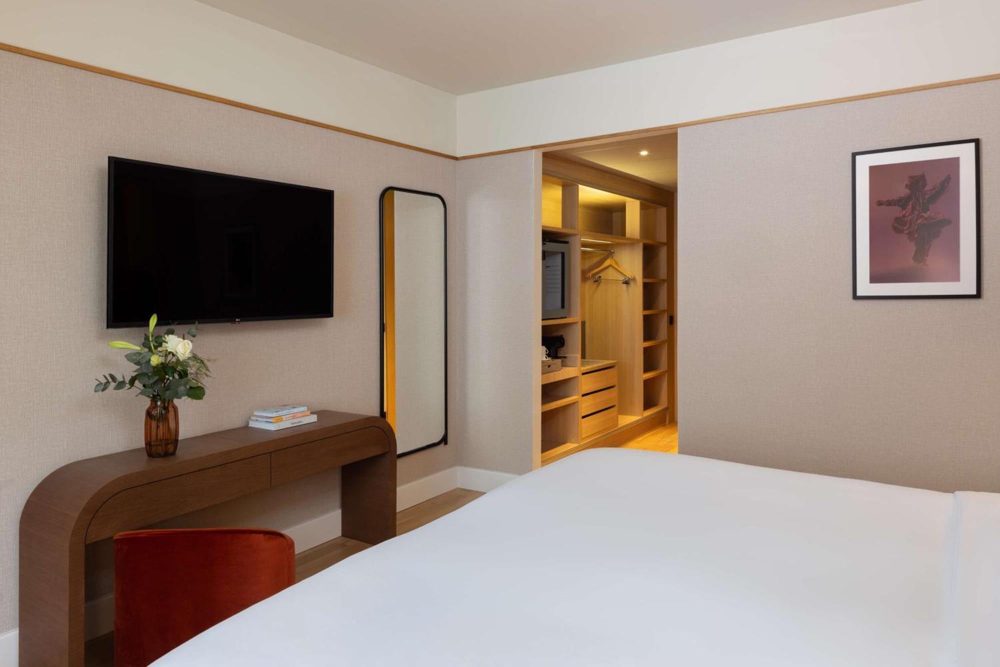 Nh Collection Hotel