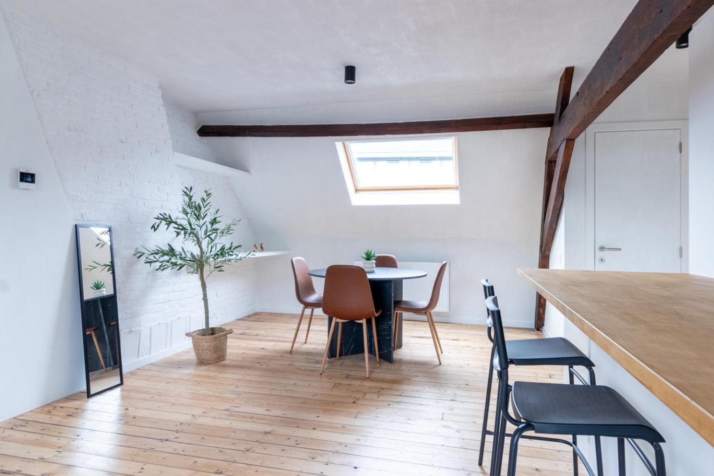 Sleek - Urban Elegance In The Heart Of Gent
