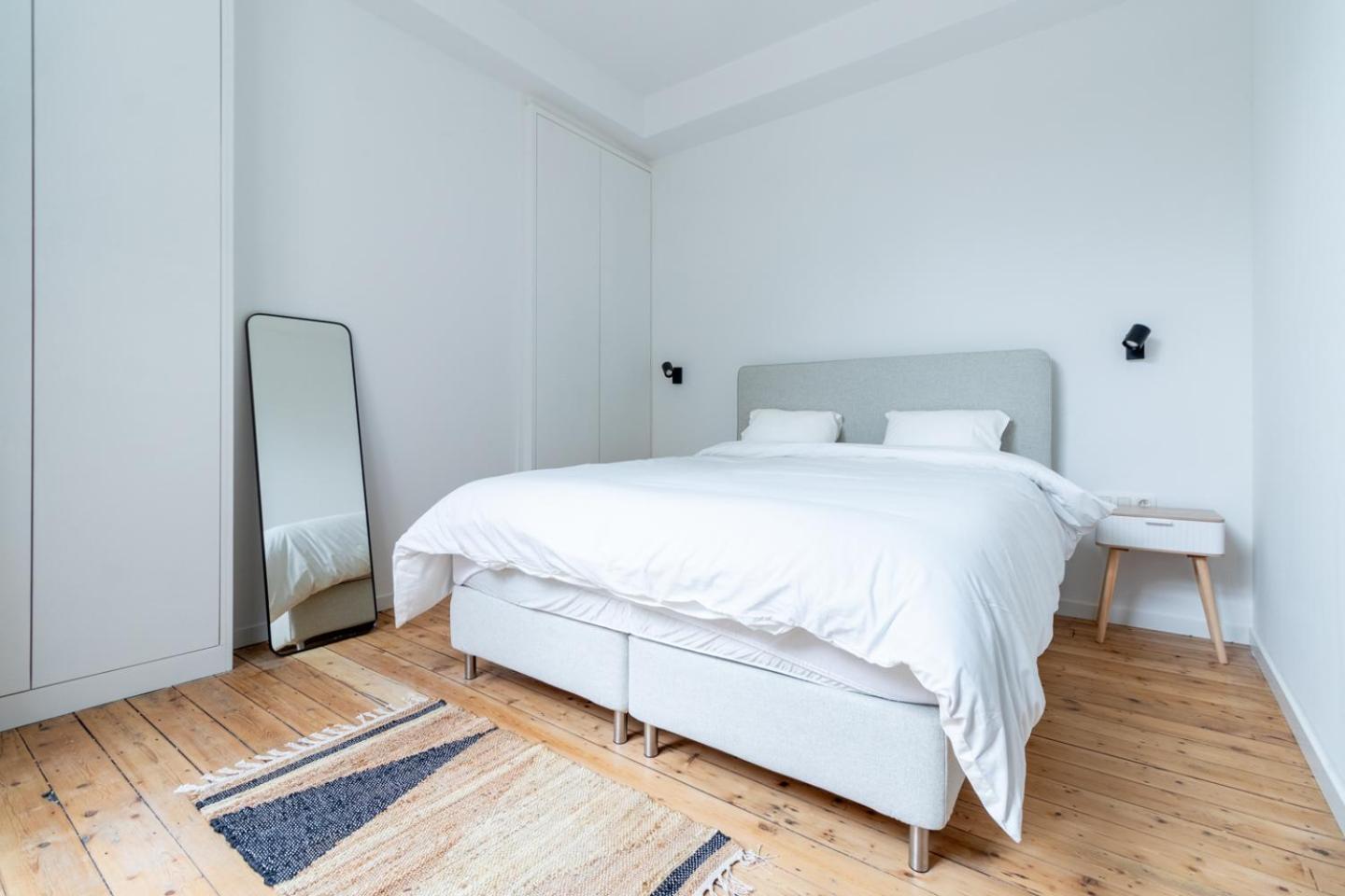 Sleek - Urban Elegance In The Heart Of Apartment Ghent