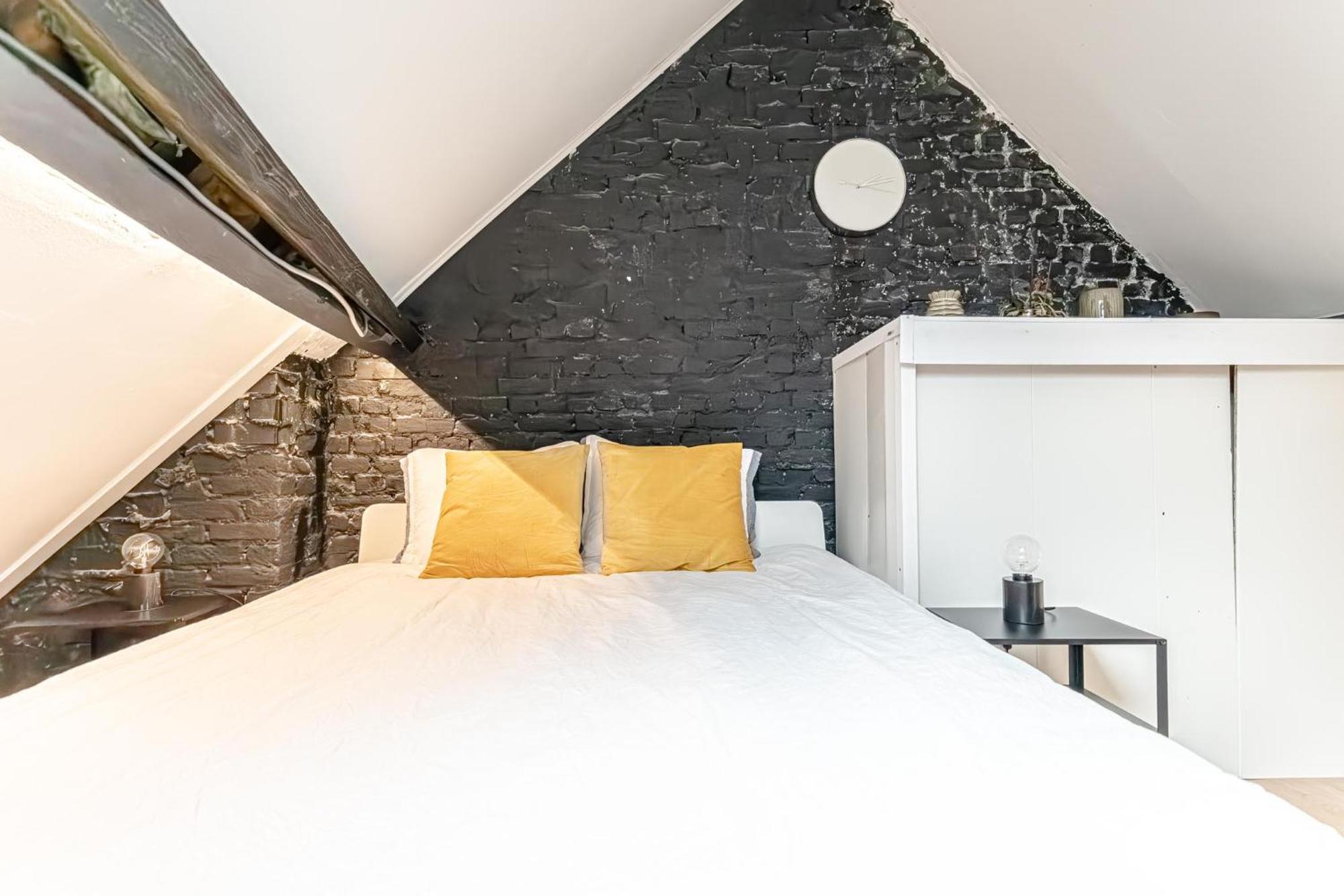 Lovely & Comfortable At Heart Of *