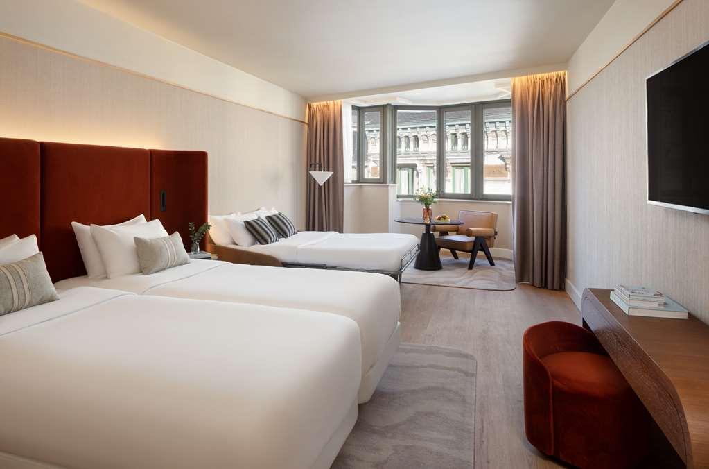 Nh Collection Hotel