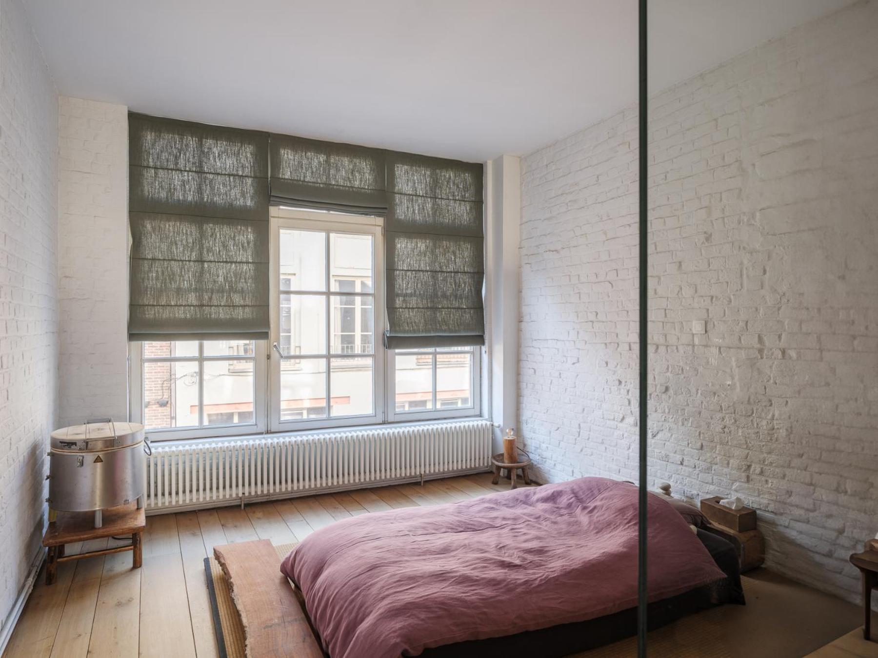 Brooklyn Five Apartment *