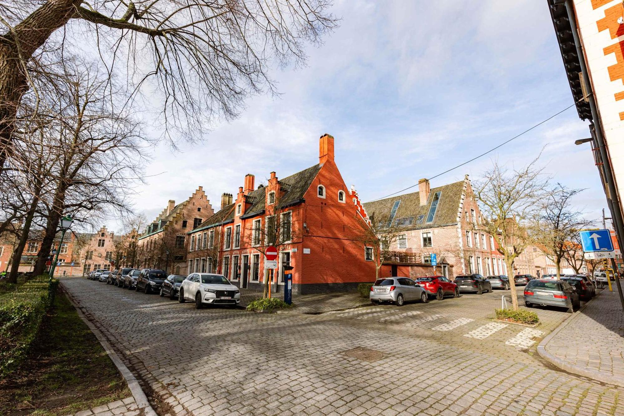 Huswell - Architect Gem In The Heart Of
