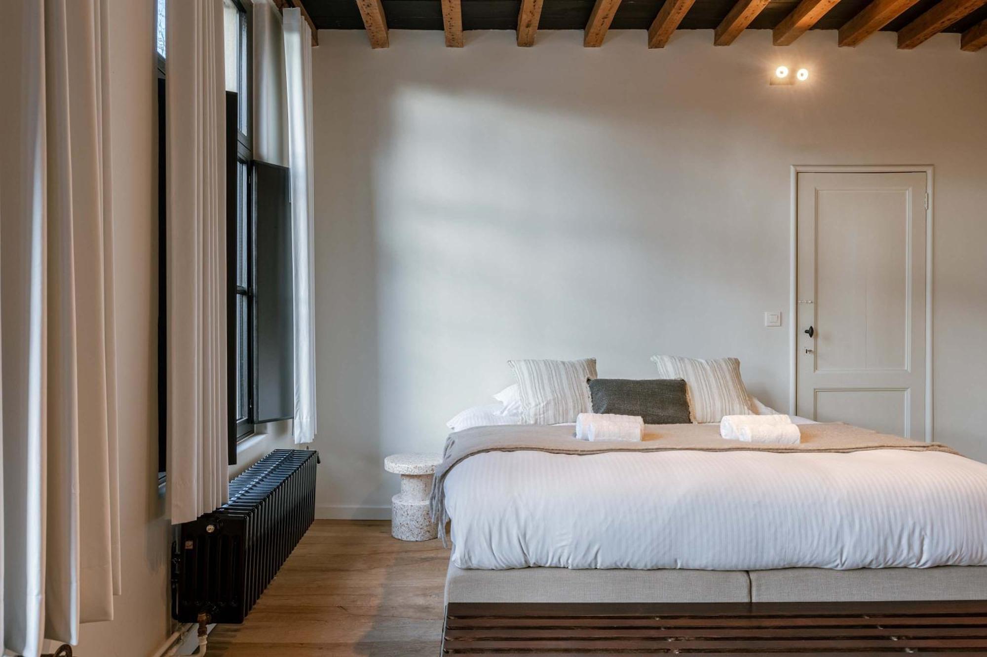 Huswell - Architect Gem In The Heart Of Ghent