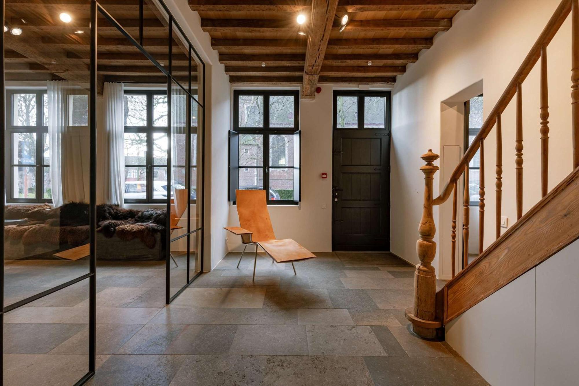 Huswell - Architect Gem In The Heart Of