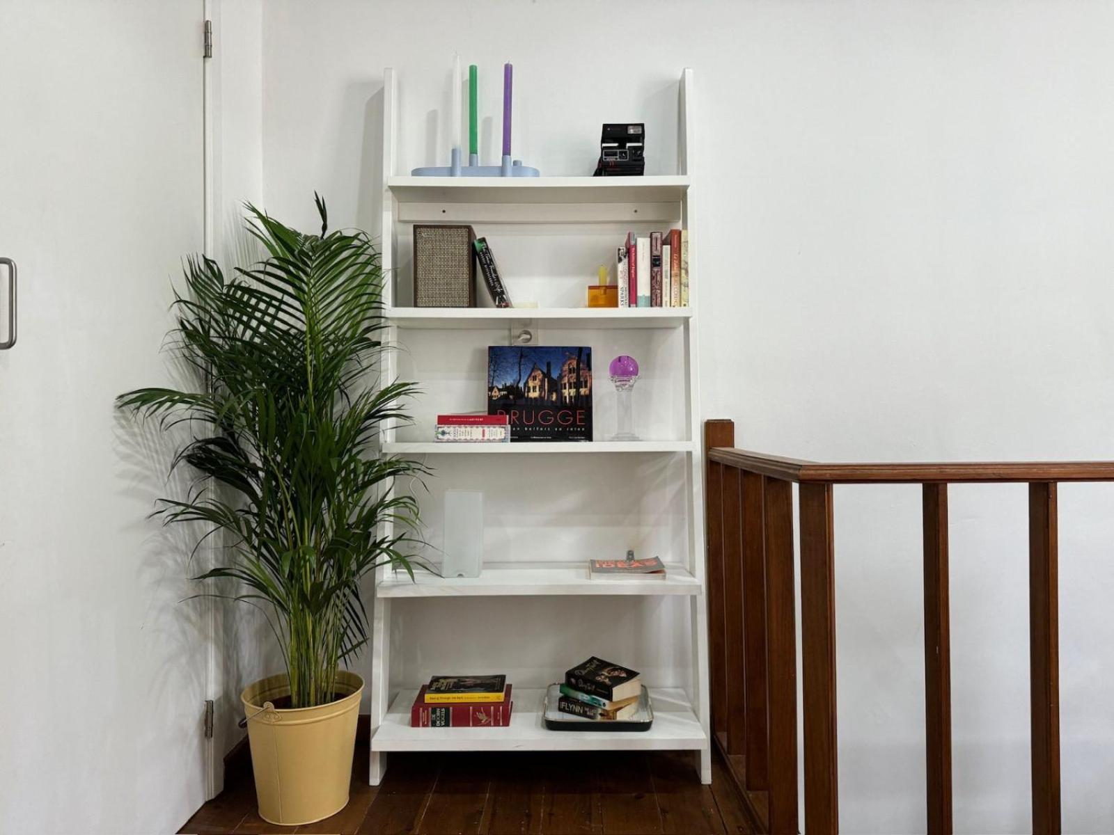 3-person Cozy Place In The Center Of