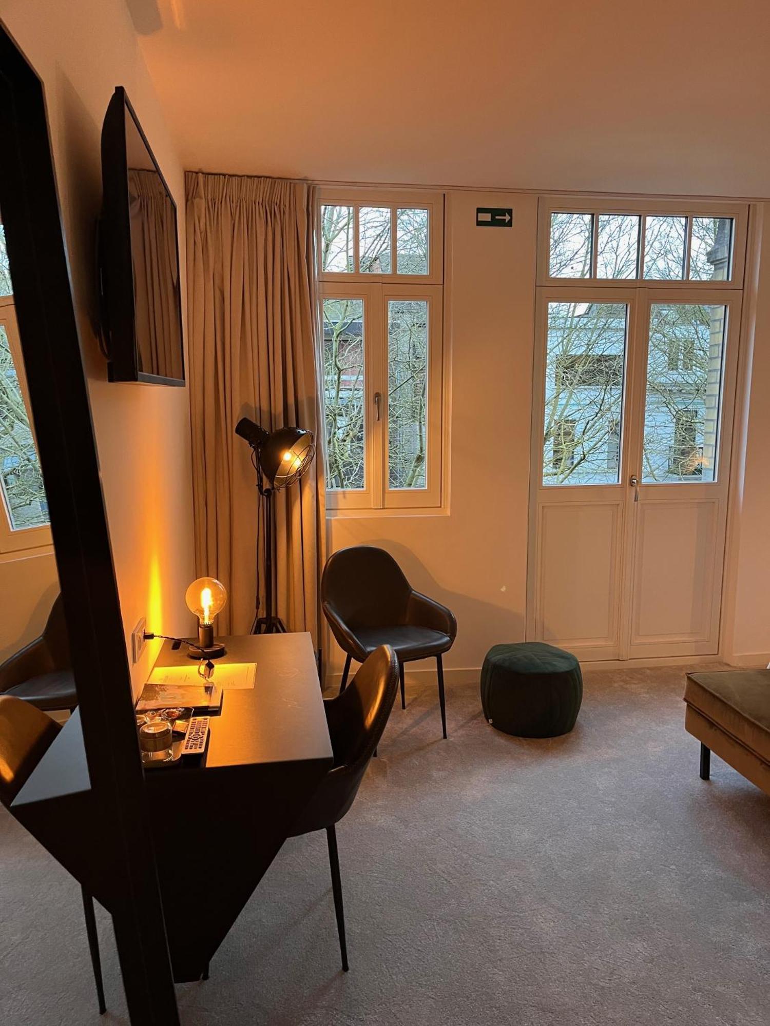 Achilles Bed & Breakfast 4*