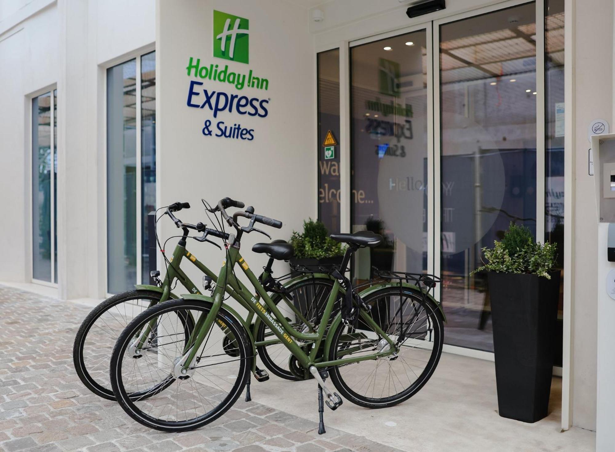 Express & By Ihg Hotel
