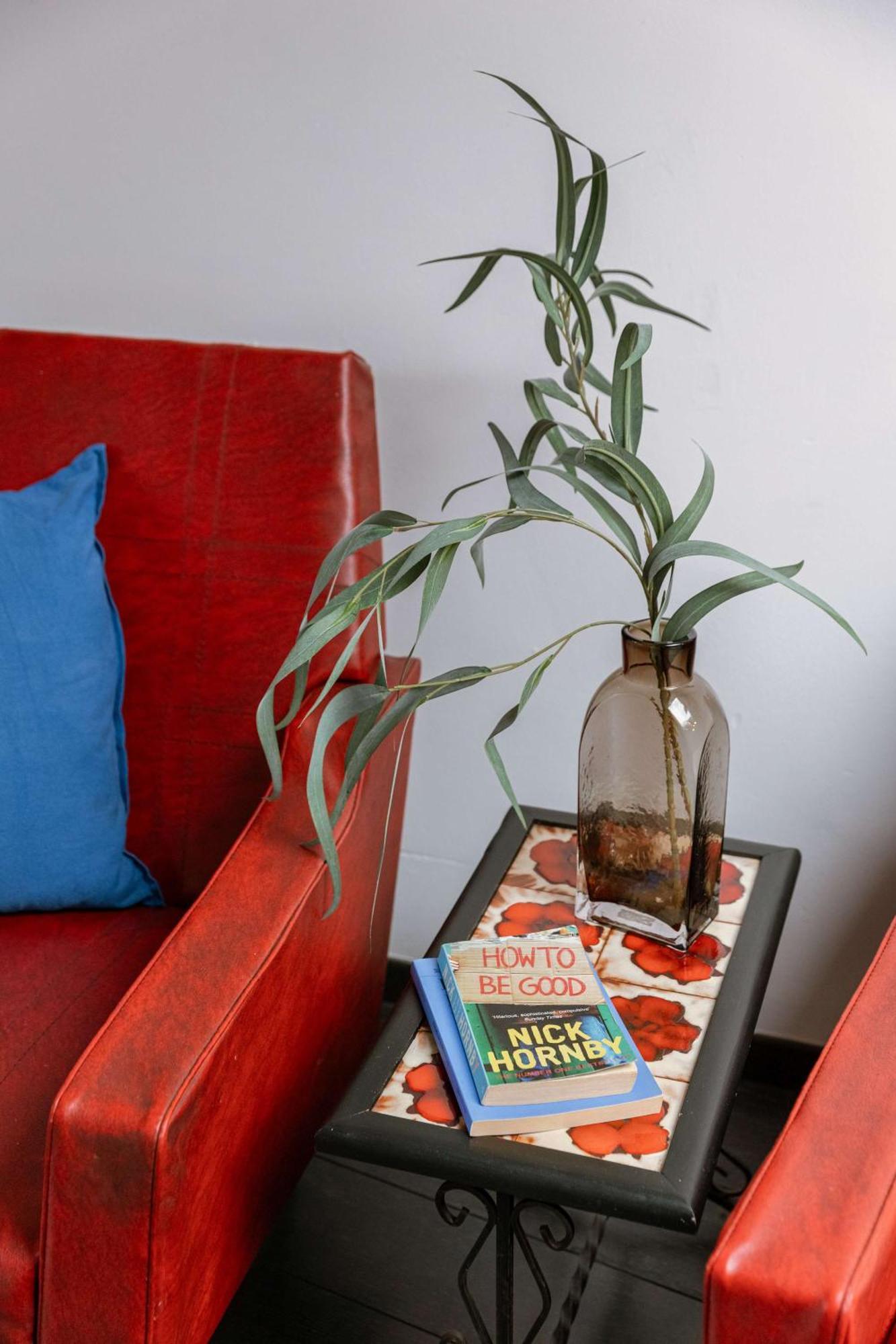 Huswell - Cozy Retro In The Heart Of Apartment Ghent